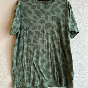 Men’s green leaf tee *BOGO*
